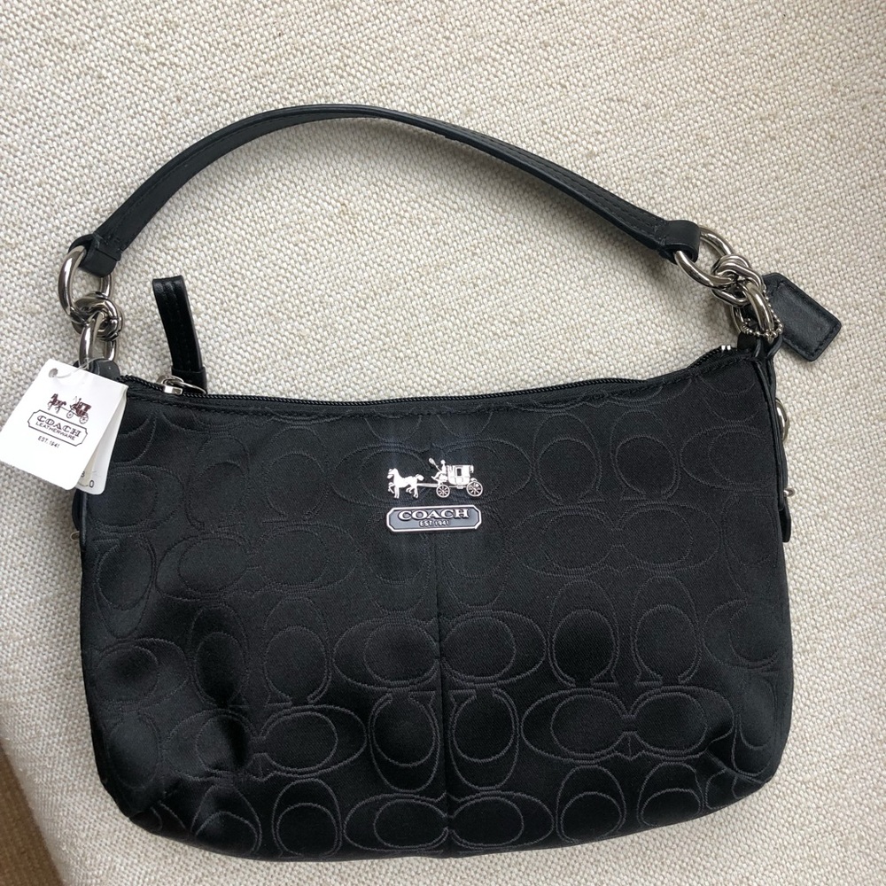 NWT Coach ‘Mia’ Signature Purse